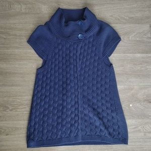 Izod Ladies Sweater, size M.